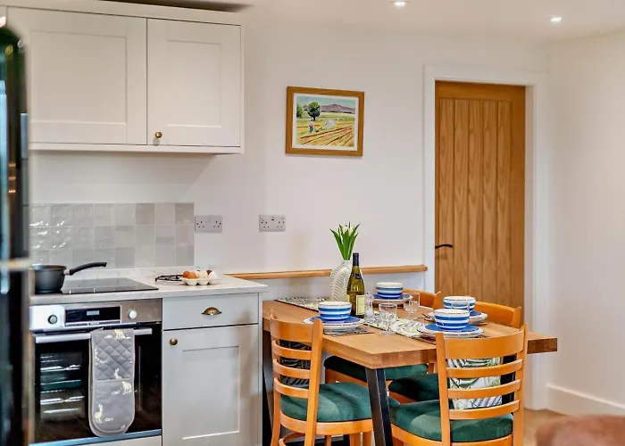 2 Bed In Ripon Oc-94000 Holiday home Studley Roger